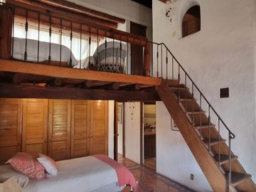 MAGNIFICA CASA EN VENTA, ESTILO VALLESANA