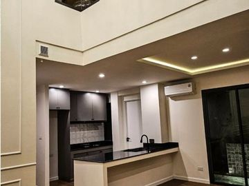 Garden Villa  3-storey with Doi Suthep View, Chiang Mai
