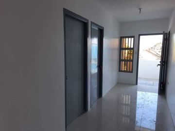 RUSH SALE! NEWLY BUILT 6-UNITS APARTMENT NEAR MCARTHUR HIGHWAY