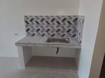 RUSH SALE! NEWLY BUILT 6-UNITS APARTMENT NEAR MCARTHUR HIGHWAY