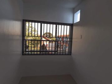 RUSH SALE! NEWLY BUILT 6-UNITS APARTMENT NEAR MCARTHUR HIGHWAY