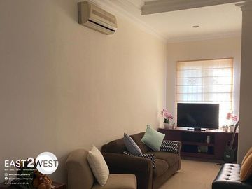Dijual Rumah Taman Bromo Lippo Karawaci Kota Tangerang Bagus Nyaman Fully Furnished Siap Huni Lokasi Strategis