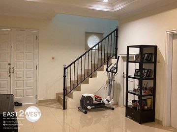 Dijual Rumah Taman Bromo Lippo Karawaci Kota Tangerang Bagus Nyaman Fully Furnished Siap Huni Lokasi Strategis