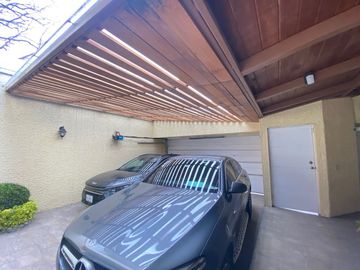 HACIENDA DE LAS PALMAS, INTERLOMAS, CASA 4 RECAMARAS Y JARDIN