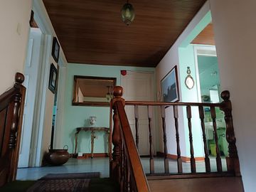 VENDO CASA EN EL BARRIO LA SOLEDAD 470,53 M2