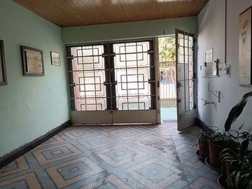 VENDO CASA EN EL BARRIO LA SOLEDAD 470,53 M2
