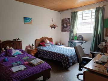 VENDO CASA EN EL BARRIO LA SOLEDAD 470,53 M2