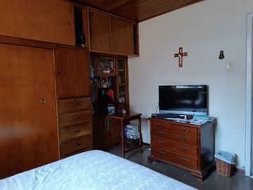 VENDO CASA EN EL BARRIO LA SOLEDAD 470,53 M2