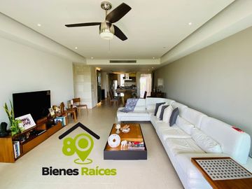 Departamento en venta de 4 recámaras con playa