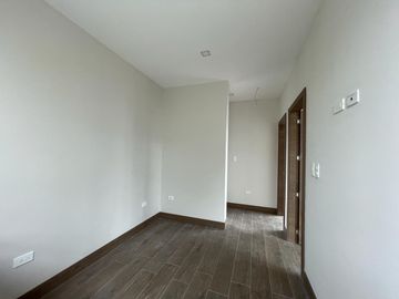 CASA DE VENTA, CONJUNTO PRIVADO, CUMBAYA