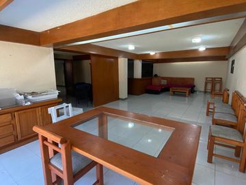 SE VENDE CASA EN CIRCUITO ECONOMISTAS CIUDAD SATELITE, EDO DE MEXICO.