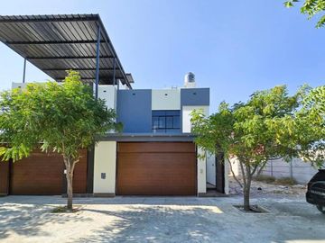 HERMOSA CASA DE ESTRENO EN VENTA EN URB.BOULEVARD COUNTRY CLUB