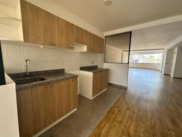 ¡OCASIÓN! EN VENTA DEPARTAMENTO EN SAN ISIDRO RECIÉN REMODELADO CON UNA GRAN UBICACIÓN