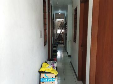 Rumah kost sederhana di Benhil dijual