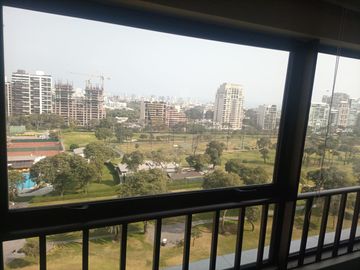 DEPARTAMENTO EN VENTA EN EL GOLF DE SAN ISIDRO