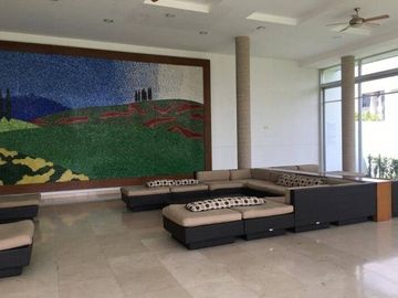 Se vende departamento en Torre Livorno en Lomas Altas
