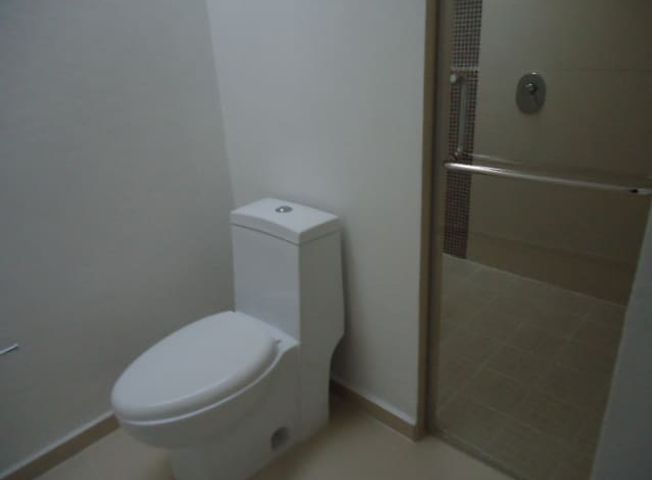 Foto Depto de 2 plantas en condominio con vigilancia 24/7 muy ubicado alberca gym
