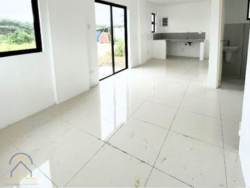 Townhouse for Sale in The Villas, Dasmariñas Cavite