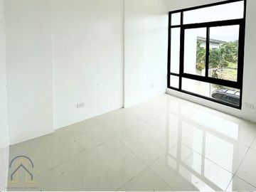Townhouse for Sale in The Villas, Dasmariñas Cavite