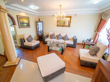 CASA DE VENTA NORTE DE QUITO, 