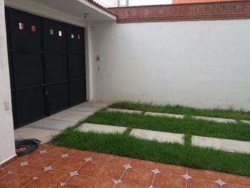 CASA SEMINUEVA, DISEÑO Y ARQUITECTURA CONTEMPORANEA