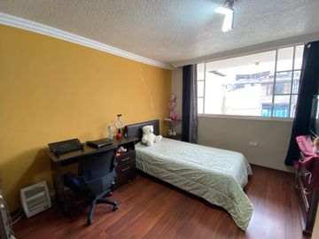 OPORTUNIDAD!Casa independiente $164.900 Sector Playwood cerca Quicentro Sur