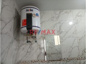 Venta De Amplio Departamento De 96.79 M2 En 2Do Piso Frente A Parque ID 1062351