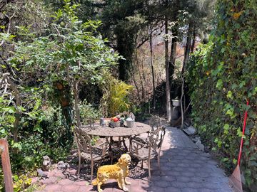 BOSQUE DE LA HERRADURA - CASA CON 6 DEPTOS - COMO TERRENO