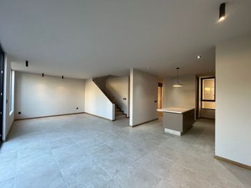 VENTA CASA CON RECAMARA EN PLANTA BAJA EN ALTOZANO QUERÉTARO