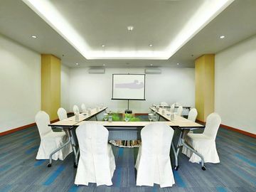 Hotel Bintang 4 MEGAH DAN MEWAH Dijual Di Semarang Jawa Tengah
