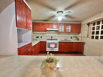 Casa en venta en Villa de Guadalupe Xalostoc