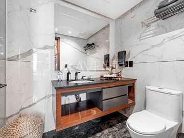 Departamento en Venta, Shark Tower, Puerto Cancún Quintana Roo.