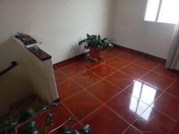 VENTA CASA  CON EXCELENTE UBICACION BARRIO TIMIZA ,KENNEDY .BOGOTA COLOMBIA