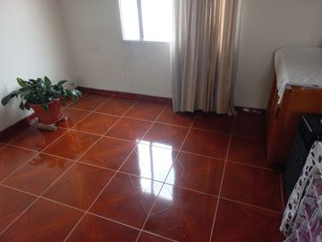 VENTA CASA  CON EXCELENTE UBICACION BARRIO TIMIZA ,KENNEDY .BOGOTA COLOMBIA