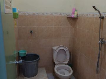 Dijual Rumah Wiguna Tengah Surabaya Row Jalan Lega Pavingan dkt Rungkut UPN