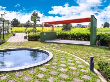House for Sale at South Forbes Silang Cavite