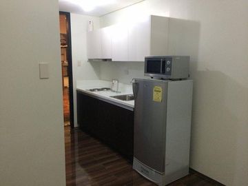 1 bedroom RFO 26sqm Like Rent-to-own Terms near Ayala Ave, Makati Med, Subway - Air Residences Early Move-in