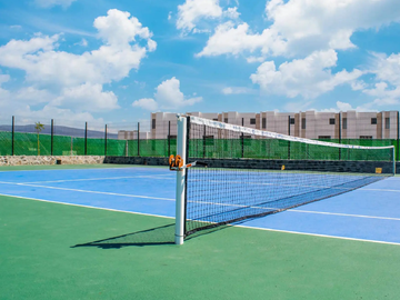 CASA CON ALBERCA EN VENTA EN SANTA FE XOCHITEPEC MOR CON CANCHA DE PADEL Y GYM