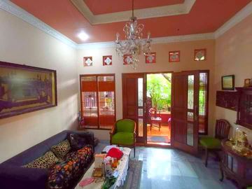 Rumah Mewah Luas 270 M2 di Jati Padang Siap Huni Hanya 4,5 M Nego