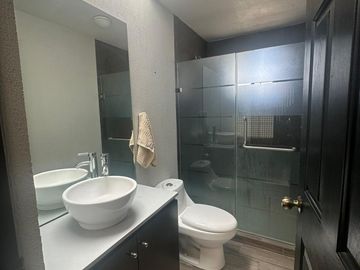 CASA EN VENTA EN SECTOR ENCINOS