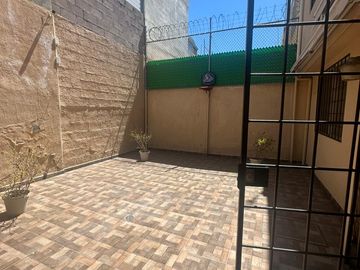 CASA EN VENTA EN SECTOR ENCINOS