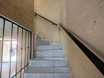 CASA EN VENTA EN SECTOR ENCINOS