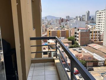 DEPARTAMENTO DE 3 DORMITORIOS + ESTUDIO GRANDE