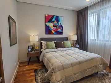 4-Storey Town House with Salt Water Pool and Garden in Alabama, New Manila