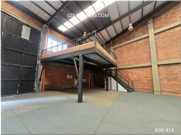 BUSCAS BODEGA DE 352 METROS2, ¿Buscas un espacio amplio, versátil y listo para hacer crecer tu negocio? ¡No busques más! Tenemos la bodega perfecta pa