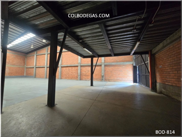 BUSCAS BODEGA DE 352 METROS2, ¿Buscas un espacio amplio, versátil y listo para hacer crecer tu negocio? ¡No busques más! Tenemos la bodega perfecta pa