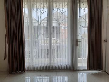 Rumah Modern Dijual Cepat di Discovery Bintaro 10970-TK 0811189----
