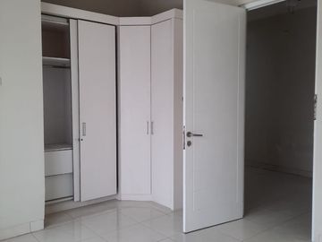 Rumah Modern Dijual Cepat di Discovery Bintaro 10970-TK 0811189----