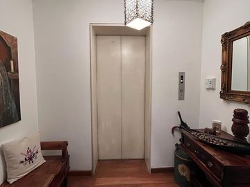 VENTA AMPLIO DEPARTAMENTO DE 3 DORMITORIOS  SECTOR EL BOSQUE