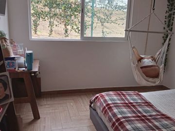 LAGO ESMERALDA, CONJUNTO CERRADO, SEGURIDAD 24 HS CALLE BRUMA. BONITA Y COMODA CASA